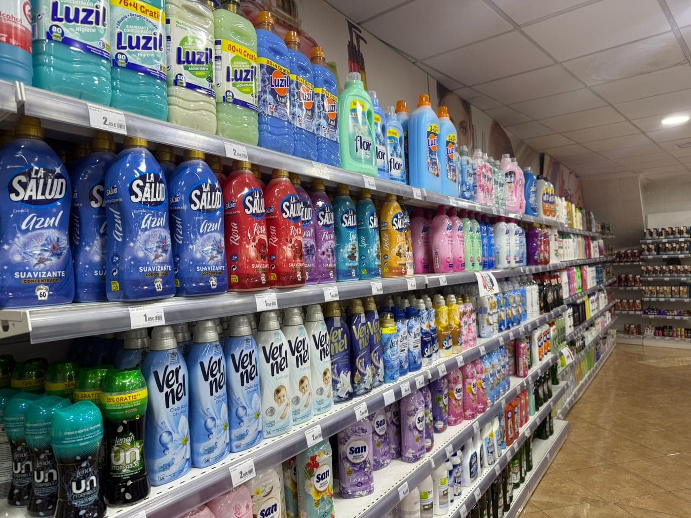 Droguería — Supermercado Benito